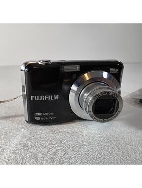 Fujifilm FinePix AX655 Black 2.7" LCD 16MP 5x Optical Zoom Digital Camera Extras